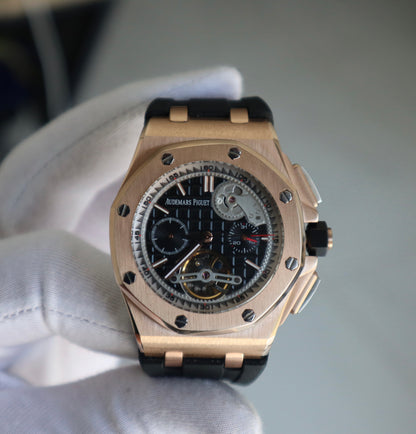 AP ROYAL OAK OFFSHORE- اوديمارس اوف شور كرونوجراف  قطعة واحدة اصدار نادر طبق الأصل