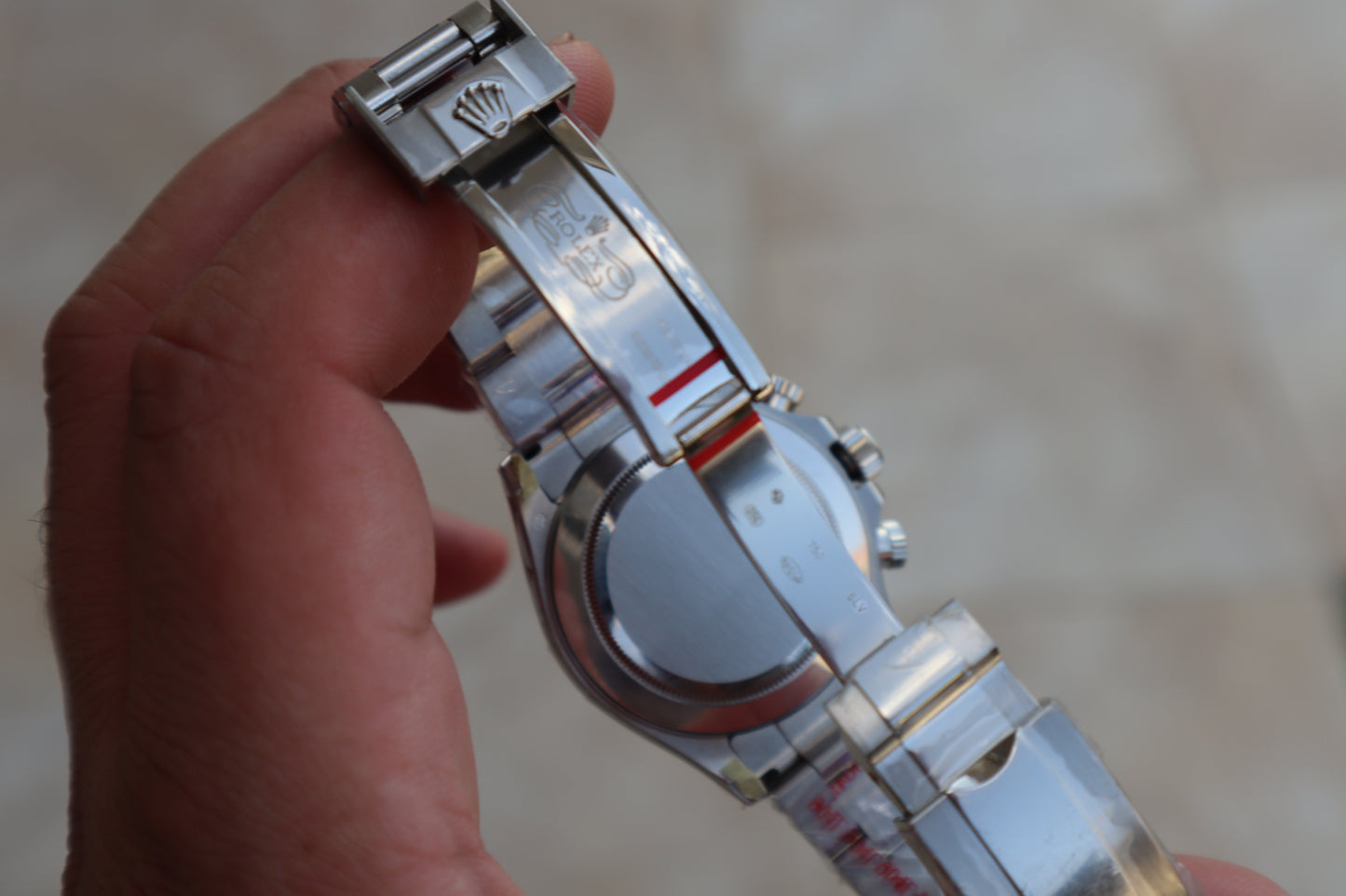 رولكس دايتونا كوزموغراف طبق الاصل حبه واحده فقط ، كلين