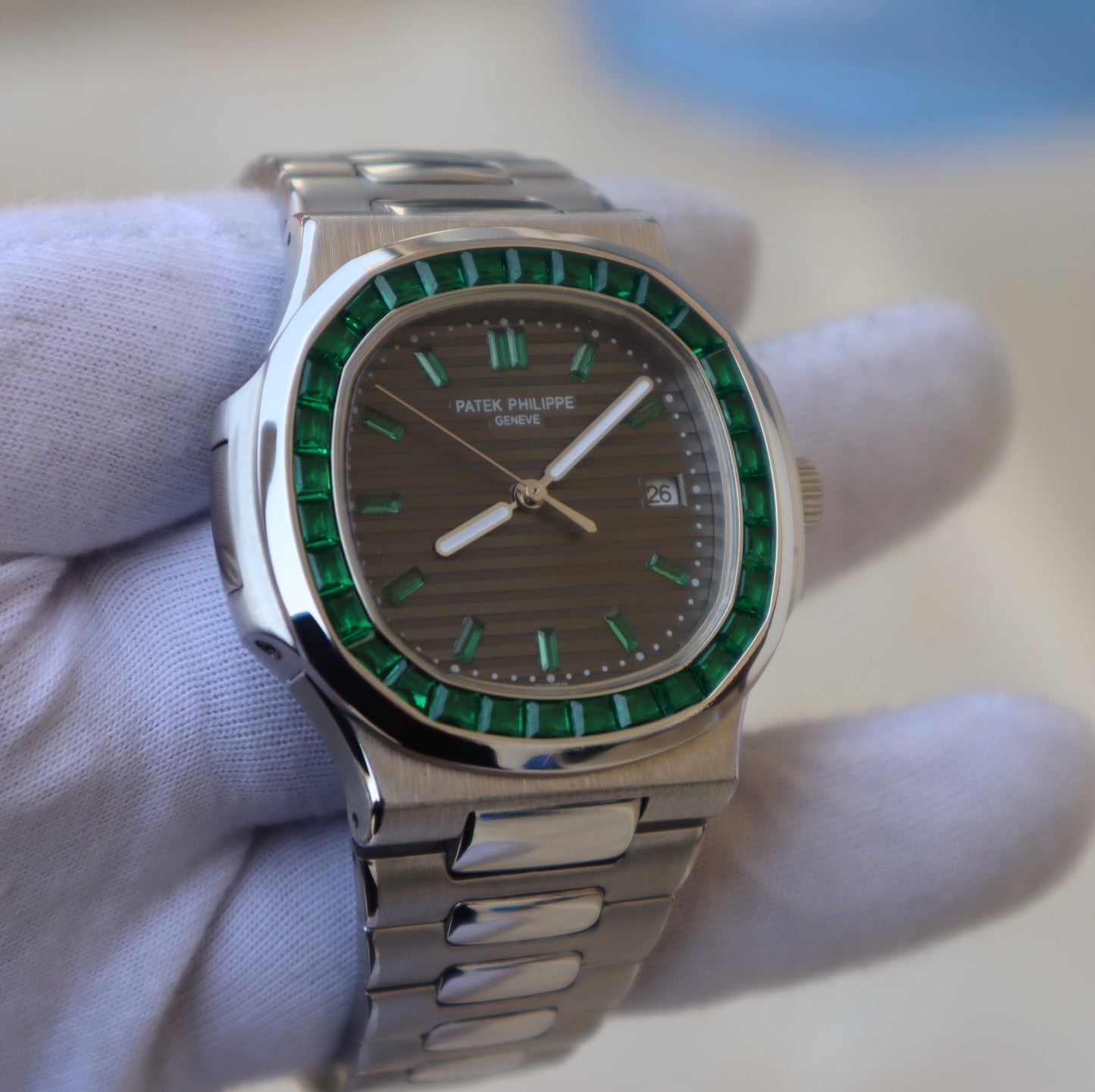 PATEK PHILIPPE RUBY - باتيك فيليب جرين روبي حبة وحدة فق