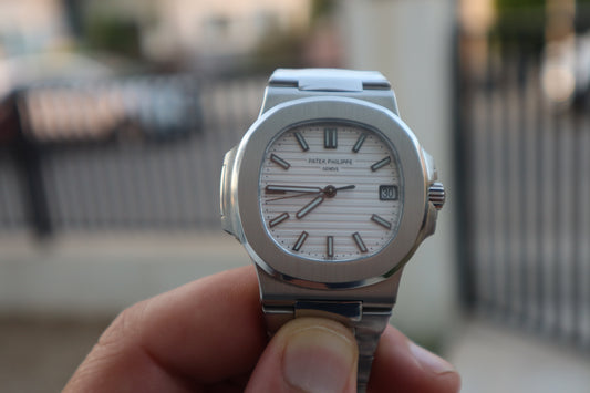 باتيك فيليب نوتلس ٥٧١١ مينا ابيض - كلين اعلى جودة