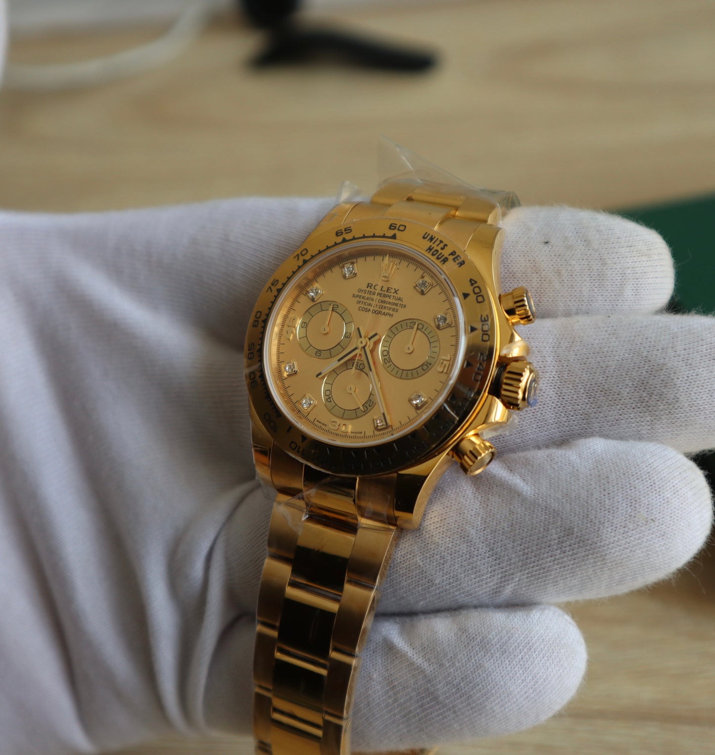 ROLEX DAYTONA YELLOW GOLD- رولكس دايتونا ذهب اصفر عيار ١٨ طلاء ماكينة سويسري