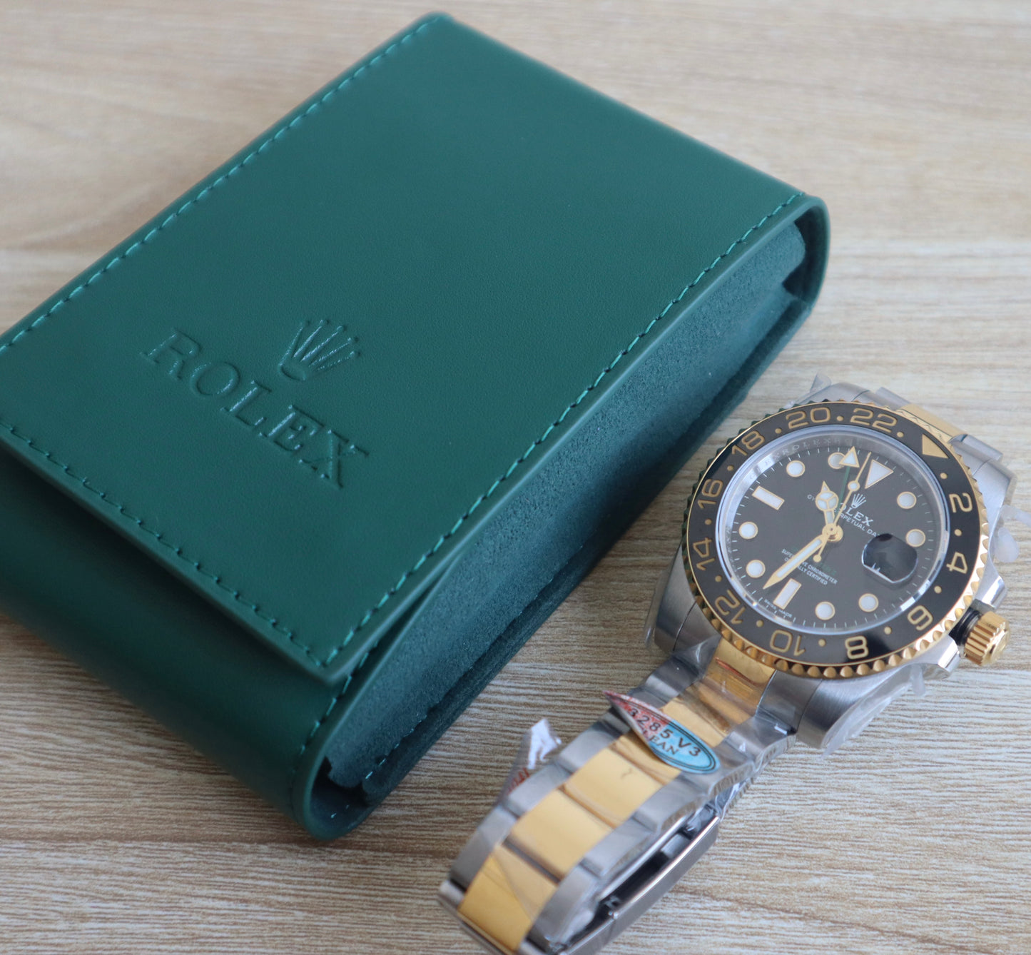 Rolex GMT Master- رولكس جي ام تي ماستر تو تون كلين طبق الأصل ماكينة سويسري