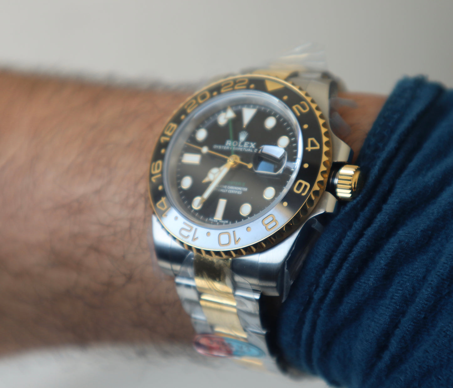 Rolex GMT Master- رولكس جي ام تي ماستر تو تون كلين طبق الأصل ماكينة سويسري