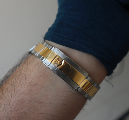 Rolex GMT Master- رولكس جي ام تي ماستر تو تون كلين طبق الأصل ماكينة سويسري