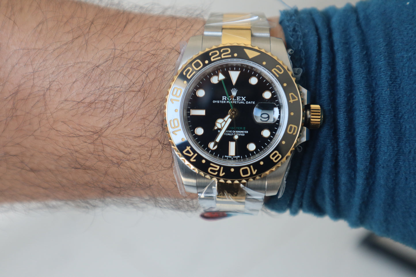 Rolex GMT Master- رولكس جي ام تي ماستر تو تون كلين طبق الأصل ماكينة سويسري