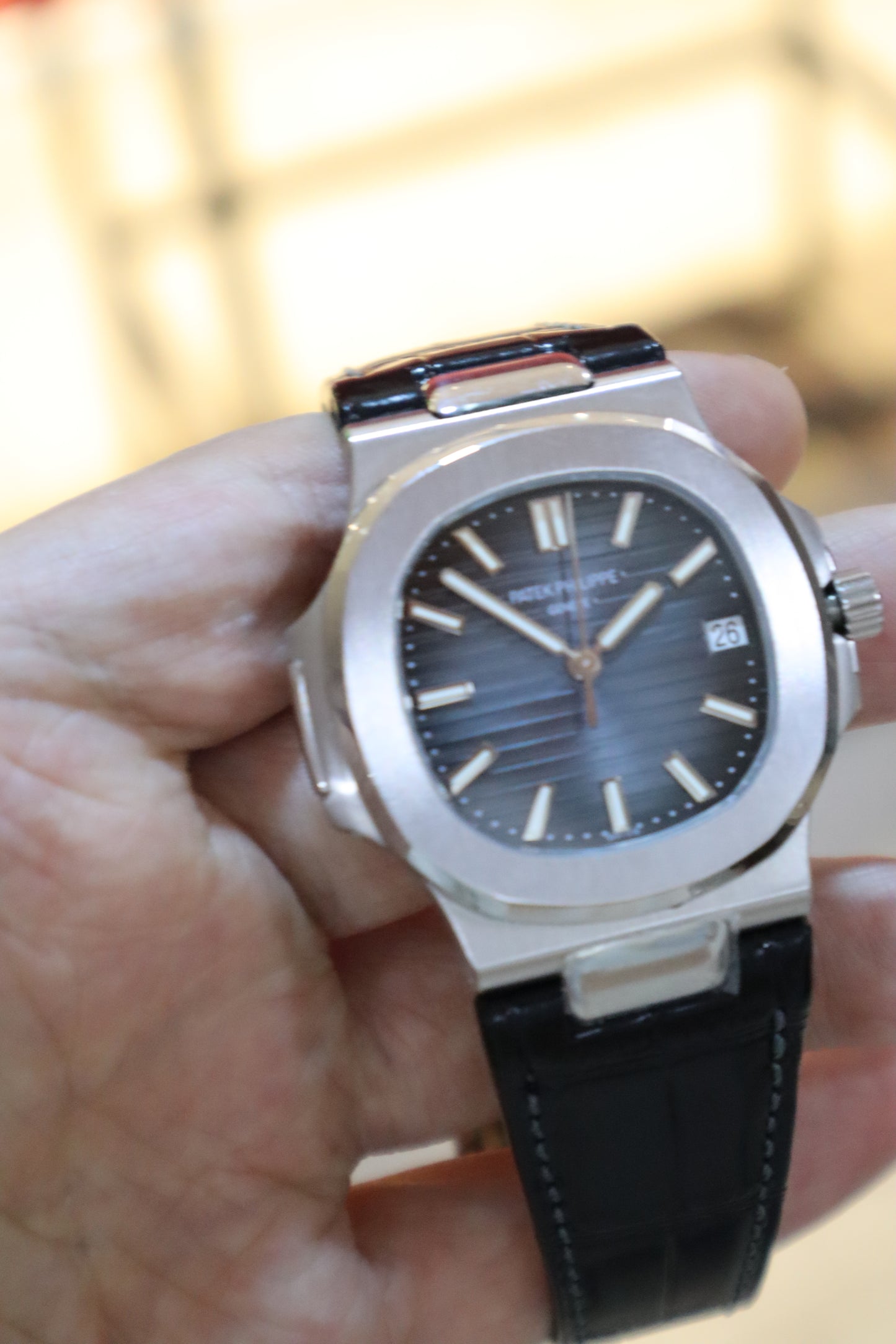 PATEK Philippe 5712 - الساعة كلين طبق الأصل