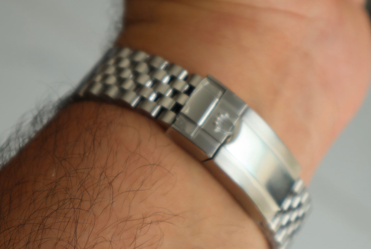 Rolex GMT Bruce Wayne - رولكس جي أم تي بروس وين كلين طبق الأصل ماكينة سويسري