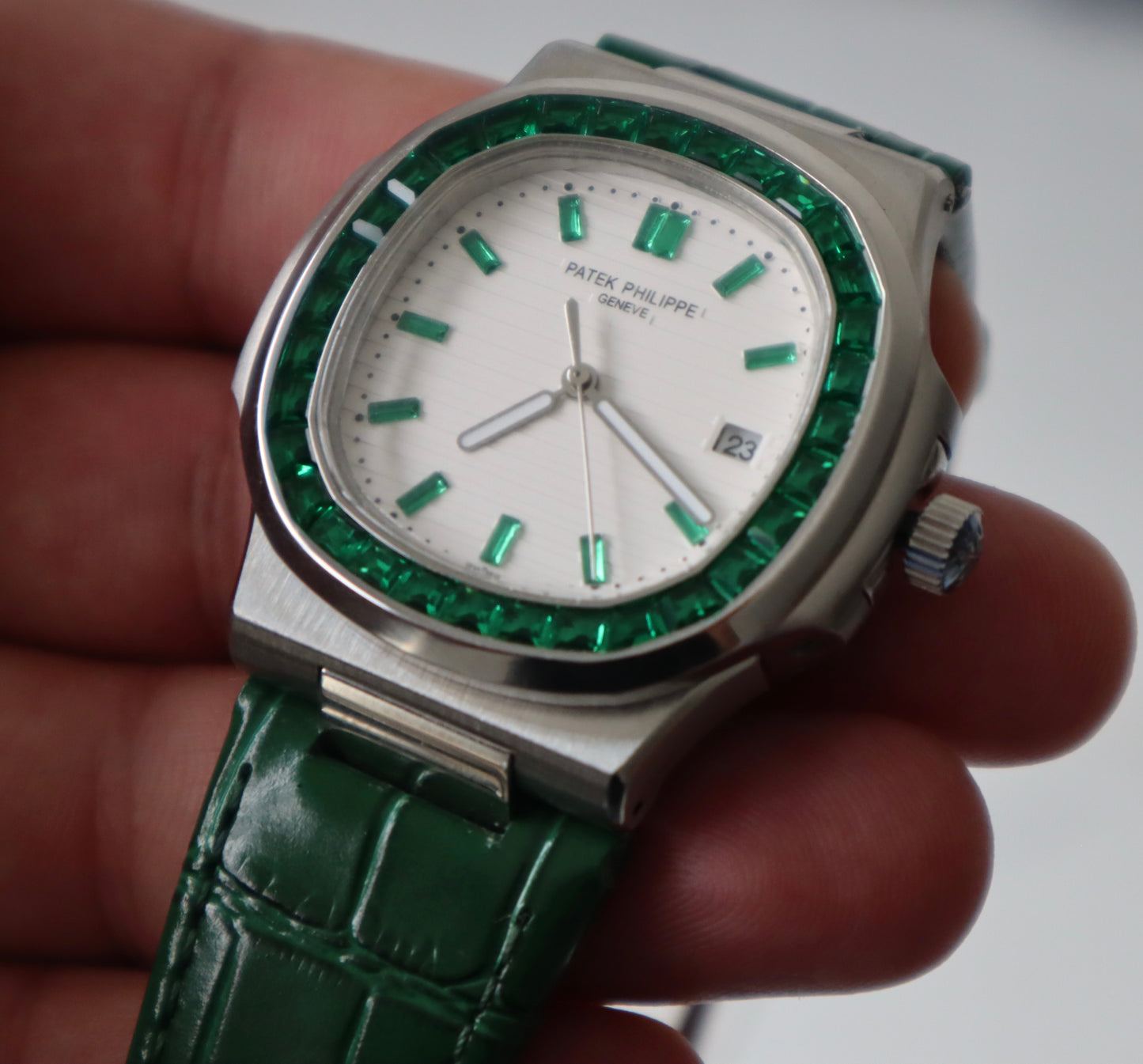 PATEK PHILIPPE RUBY - باتيك فيليب جرين روبي حبة وحدة فقط