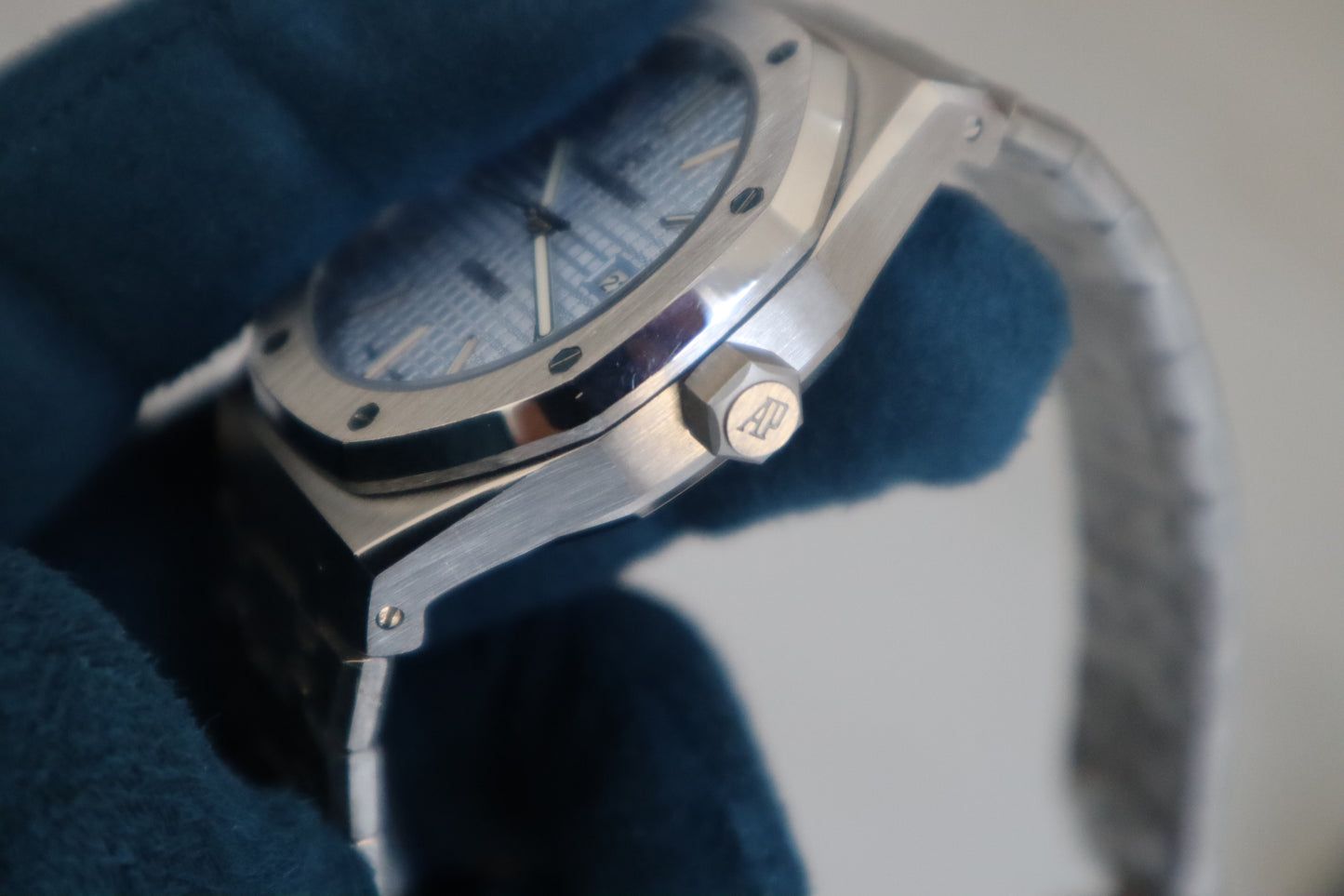 اي بي رويال ارك جراند ماستر- باله سعرها في تركيا 800  دولار - سعر الساعة م