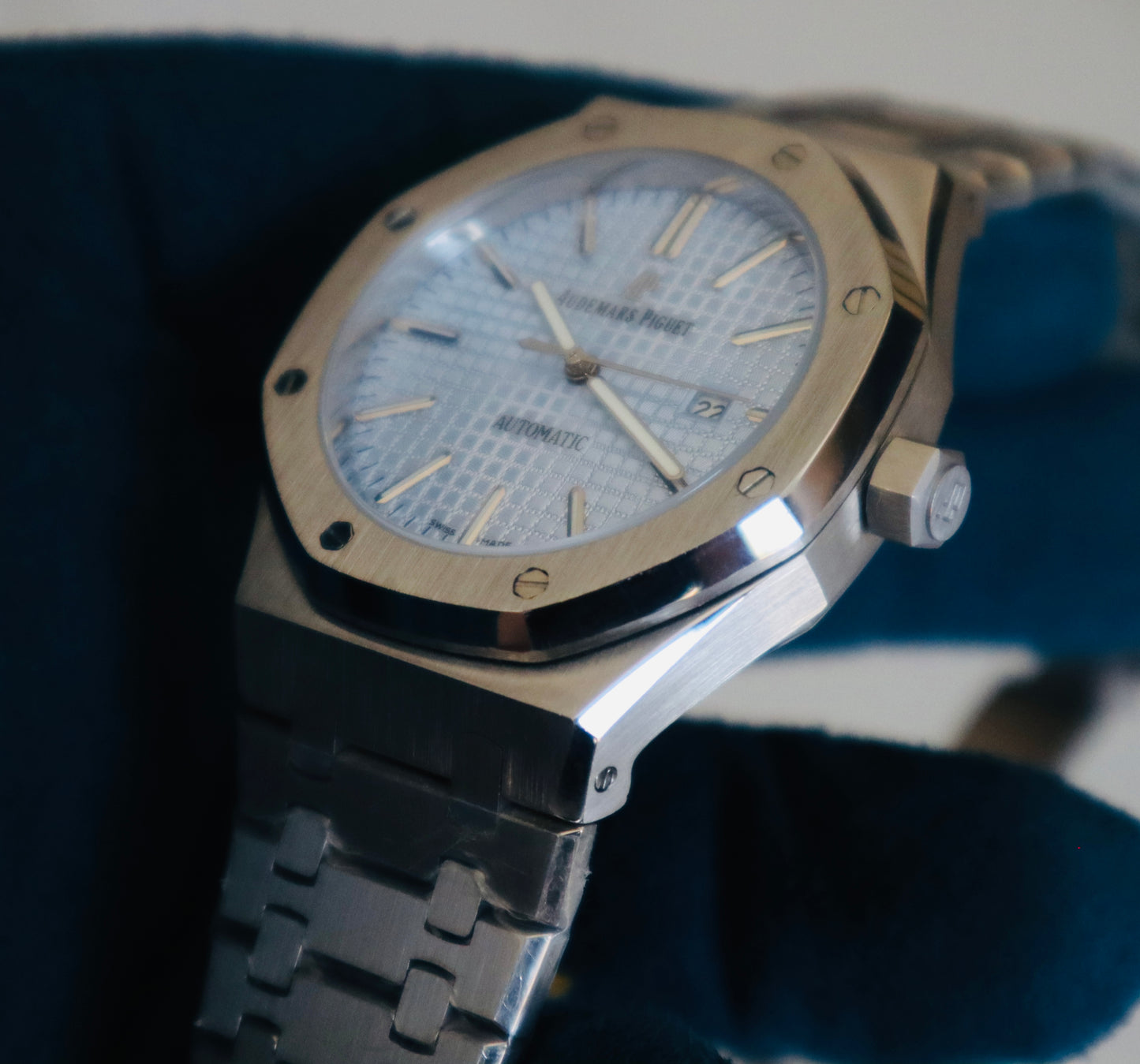 اي بي رويال ارك جراند ماستر- باله سعرها في تركيا 800  دولار - سعر الساعة م