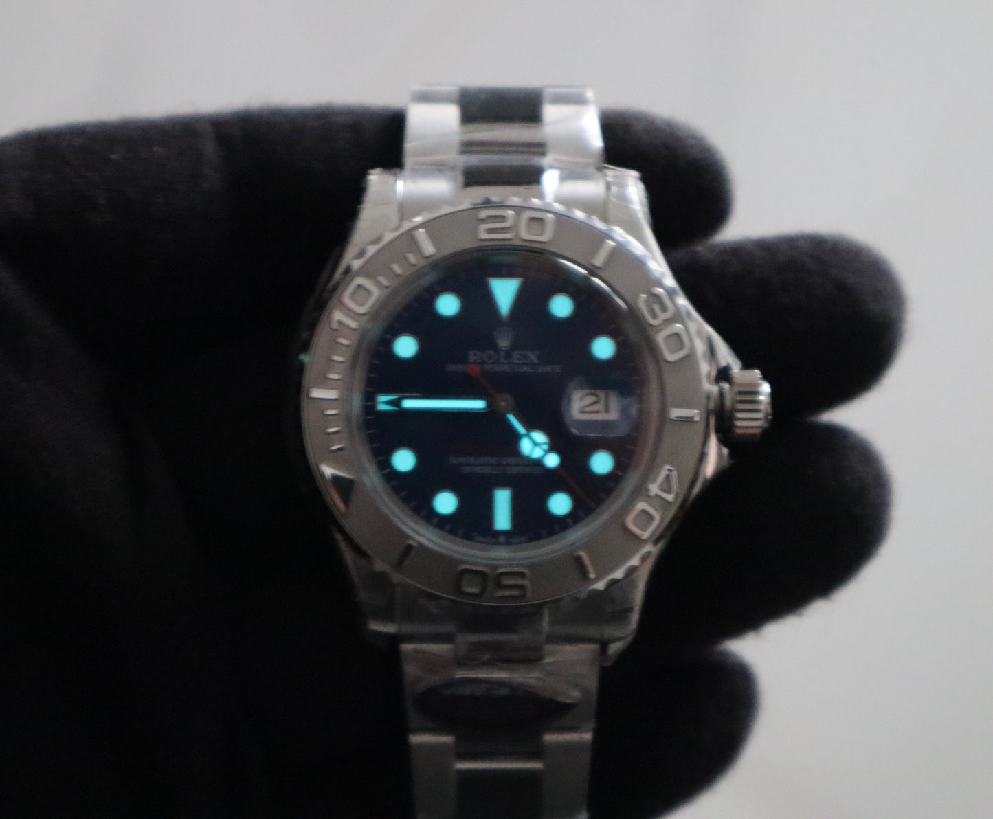 رولكس ياخت ماستر ون بلو دايال - كلين طبق الأصل ماكينة سويسري (السعر بالدينار الأردني 550)