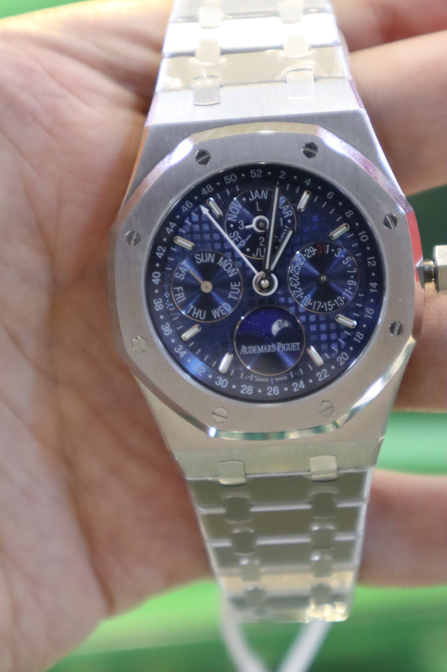 AP RPYAL OAK كلين طبق الاصل بكامل التعقيده قطعه واحده