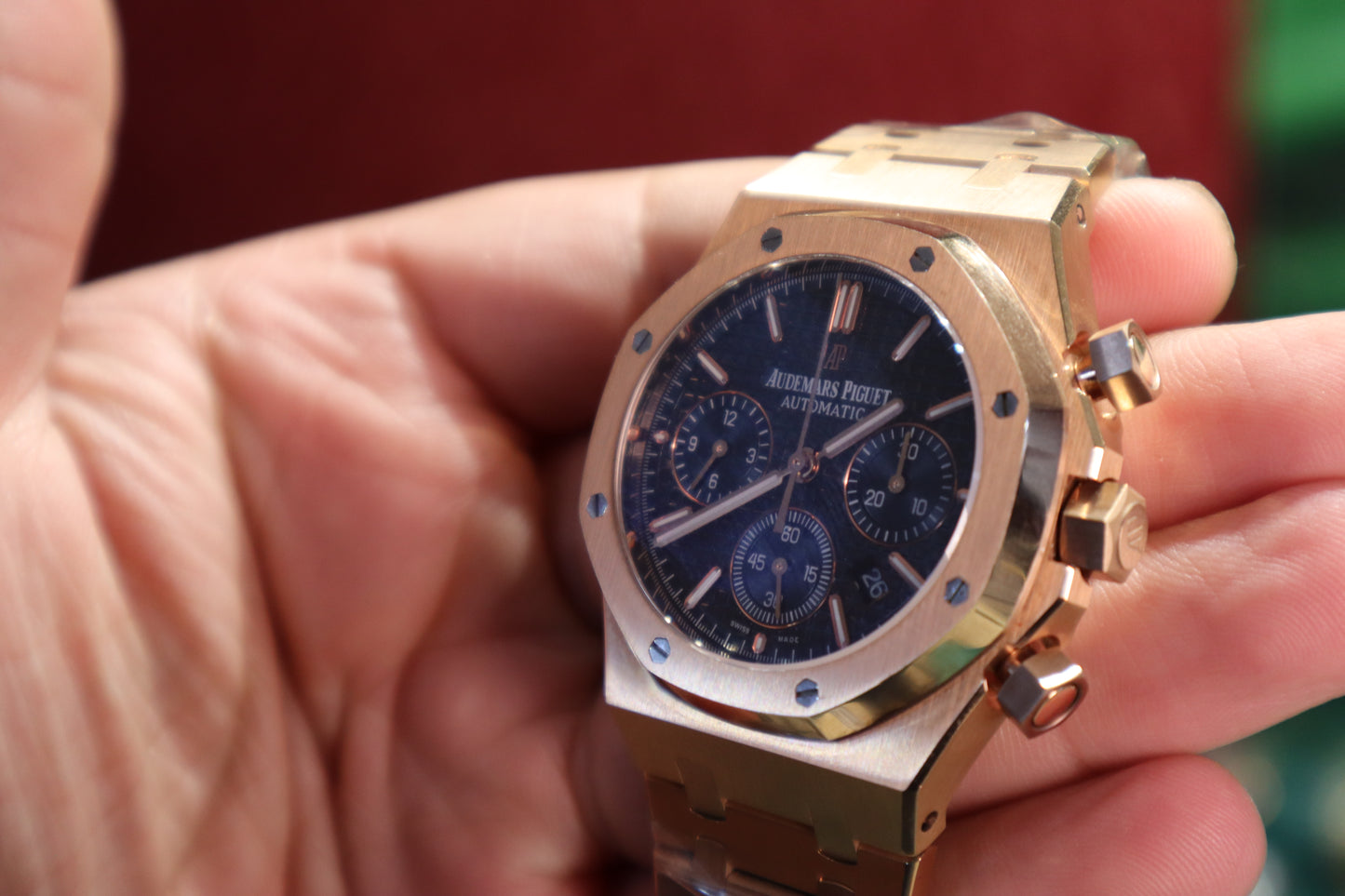 AR ROYAL OAK CHRONOGRAPH - اي بي كرونوجراف روز جولد -  حبة نادرة جدا جدا