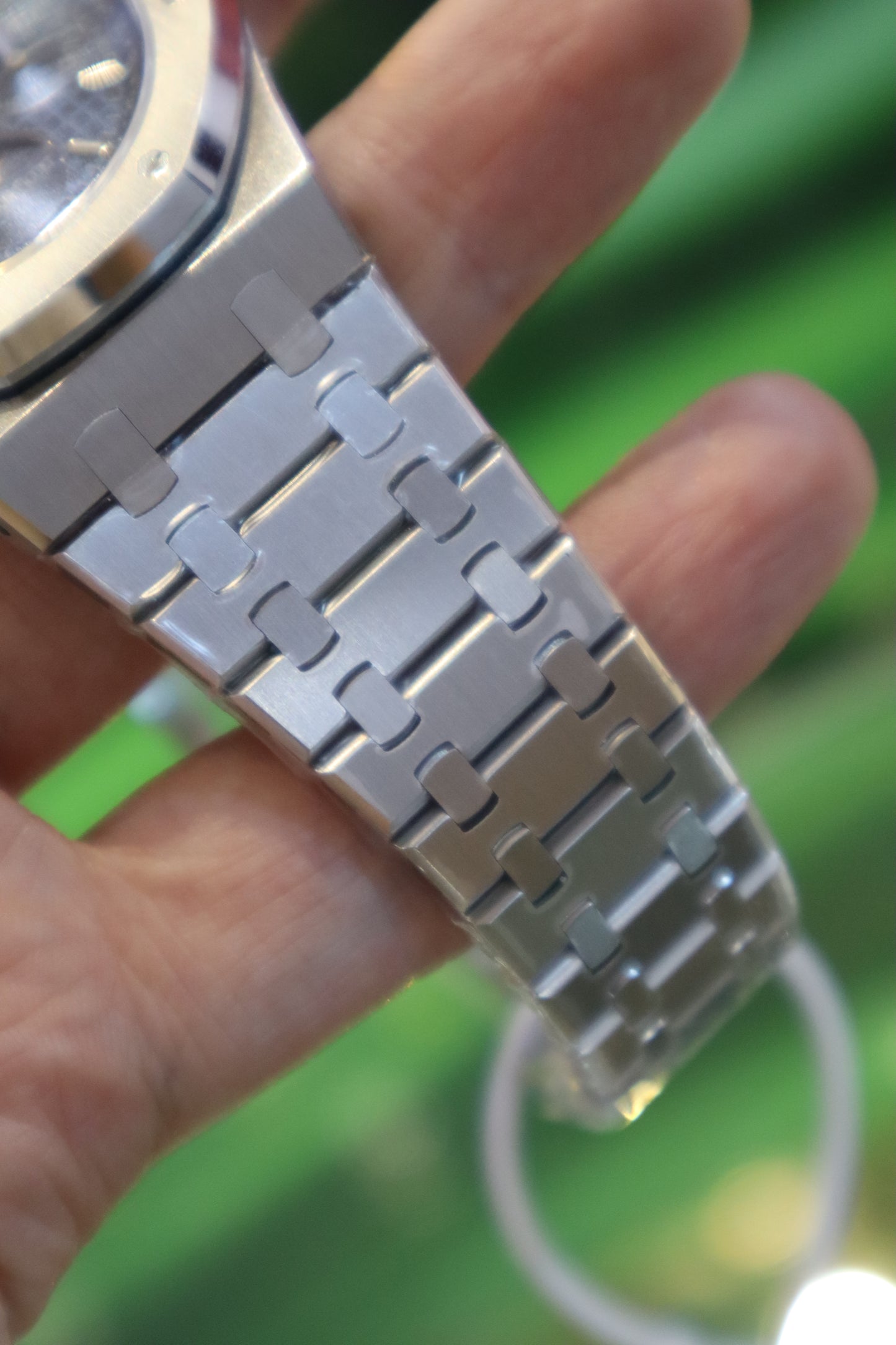 AP RPYAL OAK كلين طبق الاصل بكامل التعقيده قطعه واحده