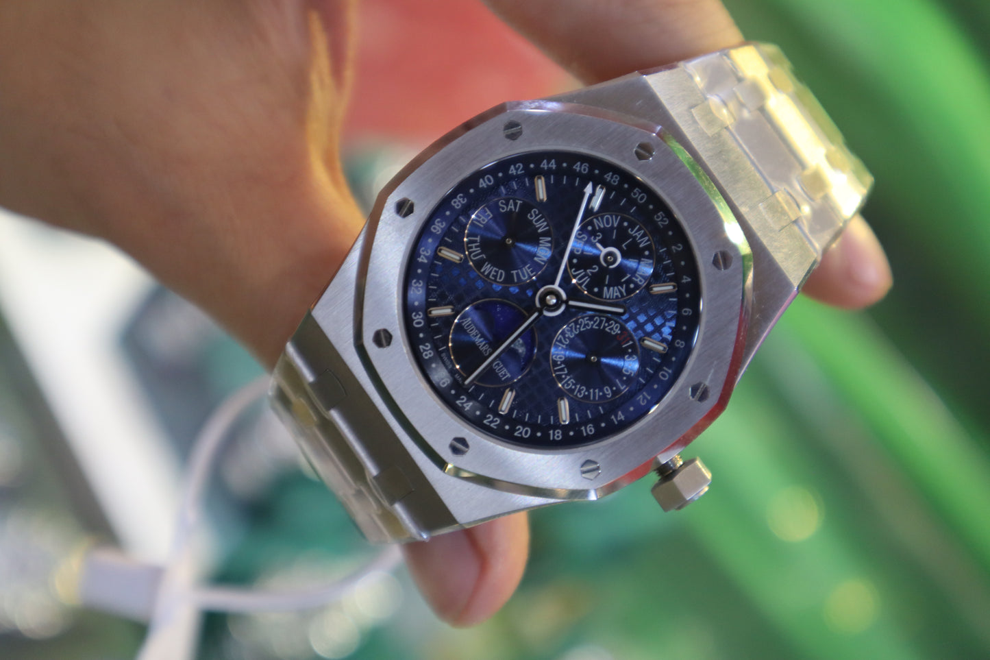 AP RPYAL OAK كلين طبق الاصل بكامل التعقيده قطعه واحده