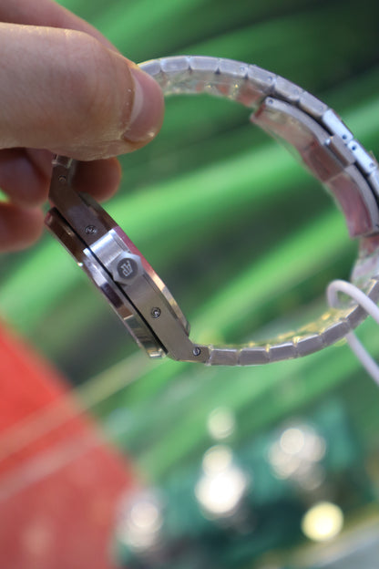 AP RPYAL OAK كلين طبق الاصل بكامل التعقيده قطعه واحده