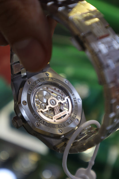 AP RPYAL OAK كلين طبق الاصل بكامل التعقيده قطعه واحده