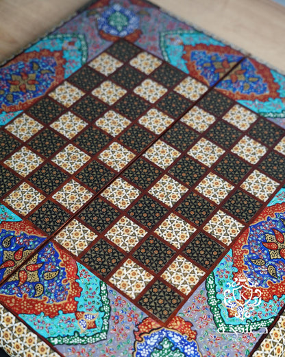 طاولي + شطرنج  زخرفة سوداء راقية صناعة يدوية - جنطة جلد فاخرة السعر بدون احجار شطرنج ٥٥٠ الف ومع احجار شطرنج ٦٥٠ الف