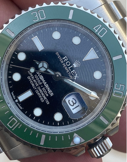 رولكس ستار باكس من الداخل اسود او رولكس هالك من الداخل اخضر ، كلين طبق الاصل شباب