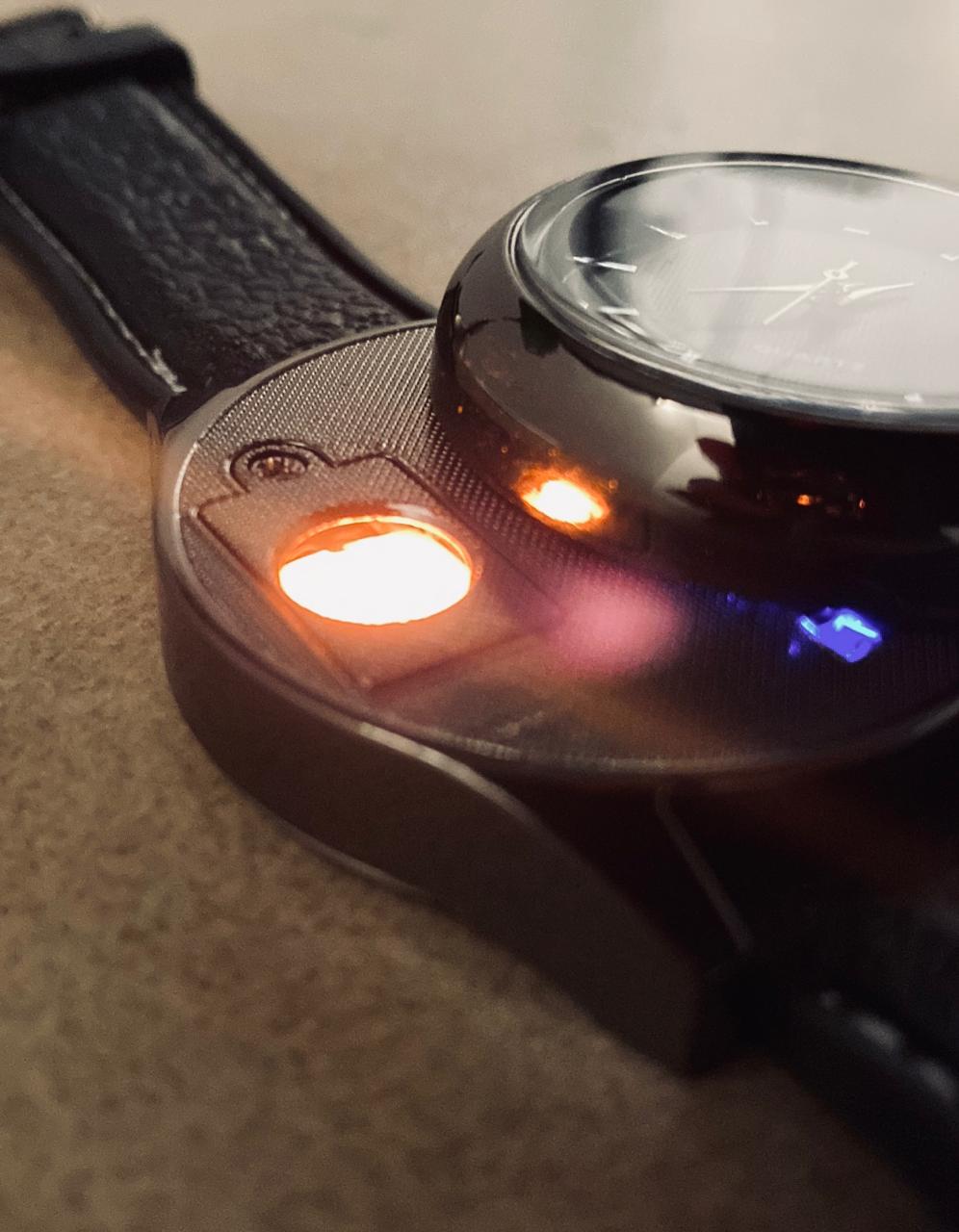 ساعه مايكل انرجايزر لايت ساعة مزودة بولاعة