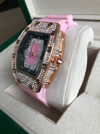 RICHARD MILLE WATCH   :   ساعة ريتشارد ميل وردي