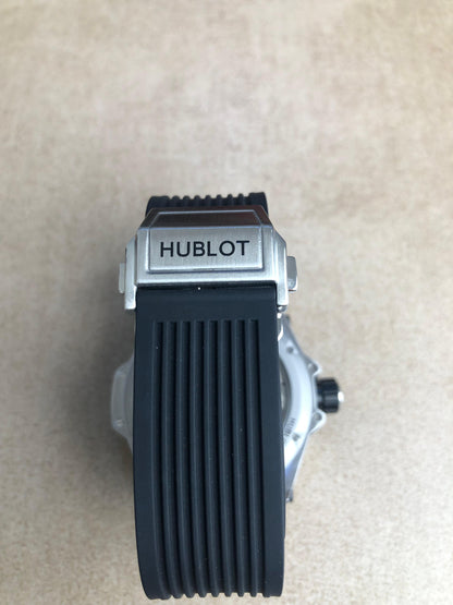 Hublot M9 full silver - ساعة نادرة جداً
