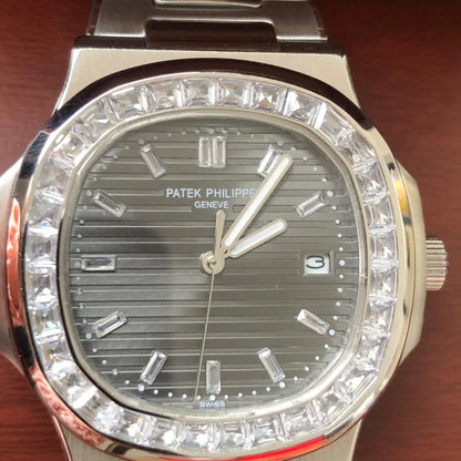 Patek Philippe Nautilus 5711/1A - تطابق ١٠٠٪؜ ماكينة سويسري باتيك فيليب نوتليس كلين قطعه واحده
