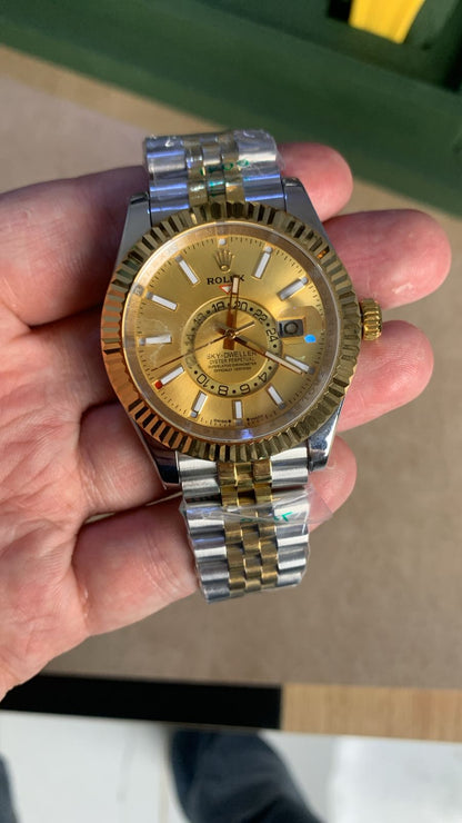 السعر بالدينار الاردني 350 دينار - رولكس سكاي دولر -  قطعه واحده