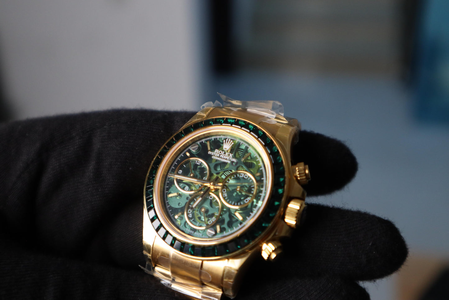 Rolex Daytona Green Ruby 40 mm  -قطعة كلين طبق الأصل ماكيمة سويسري طبق الأصل متوفر حبة واحدة في كل العراق