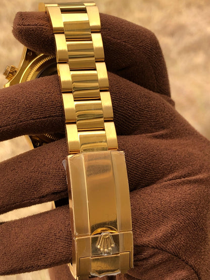 40 mm رولكس دايتونا ذهب أصفر بقرص أسود وسناتر بيضاء