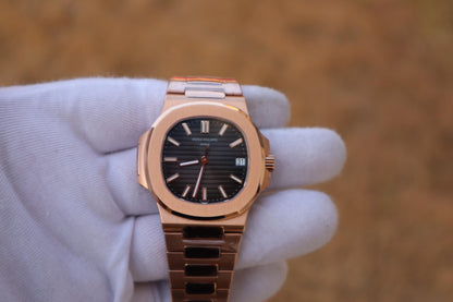 PATEK Philippe 5711- نوتلس روزجولد كلين