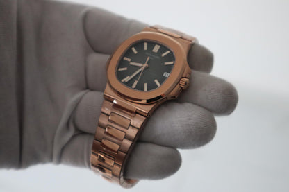 PATEK Philippe 5711- نوتلس روزجولد كلين