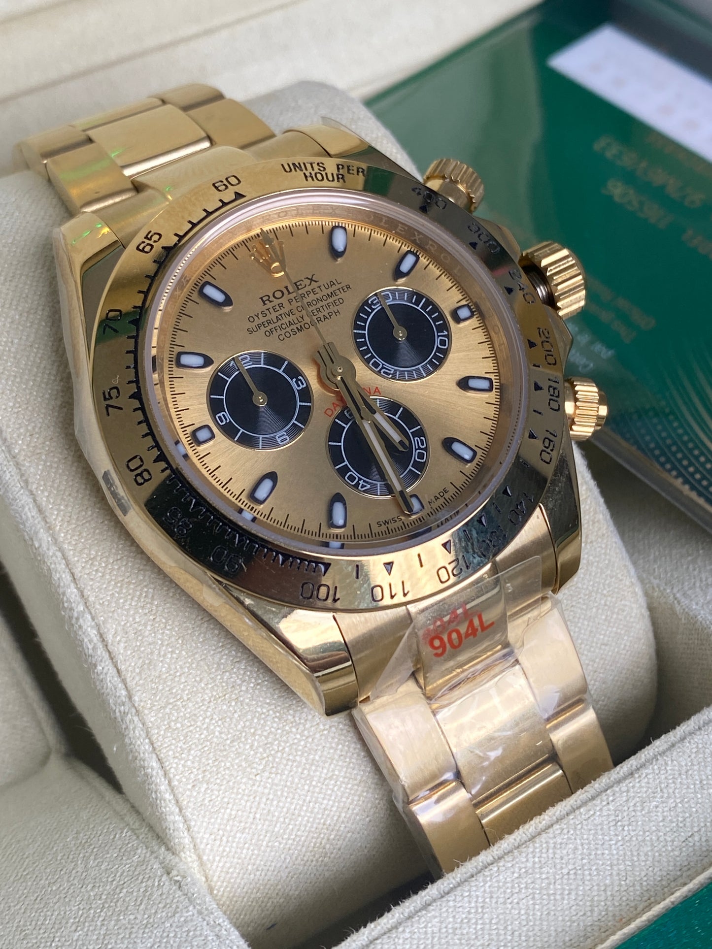 رولكس دايتونا  ذهب اصفر مينا ذهب  كلين - ذهب طلاء عيار ١٨  ليعطي نفس لمعان الأصلي