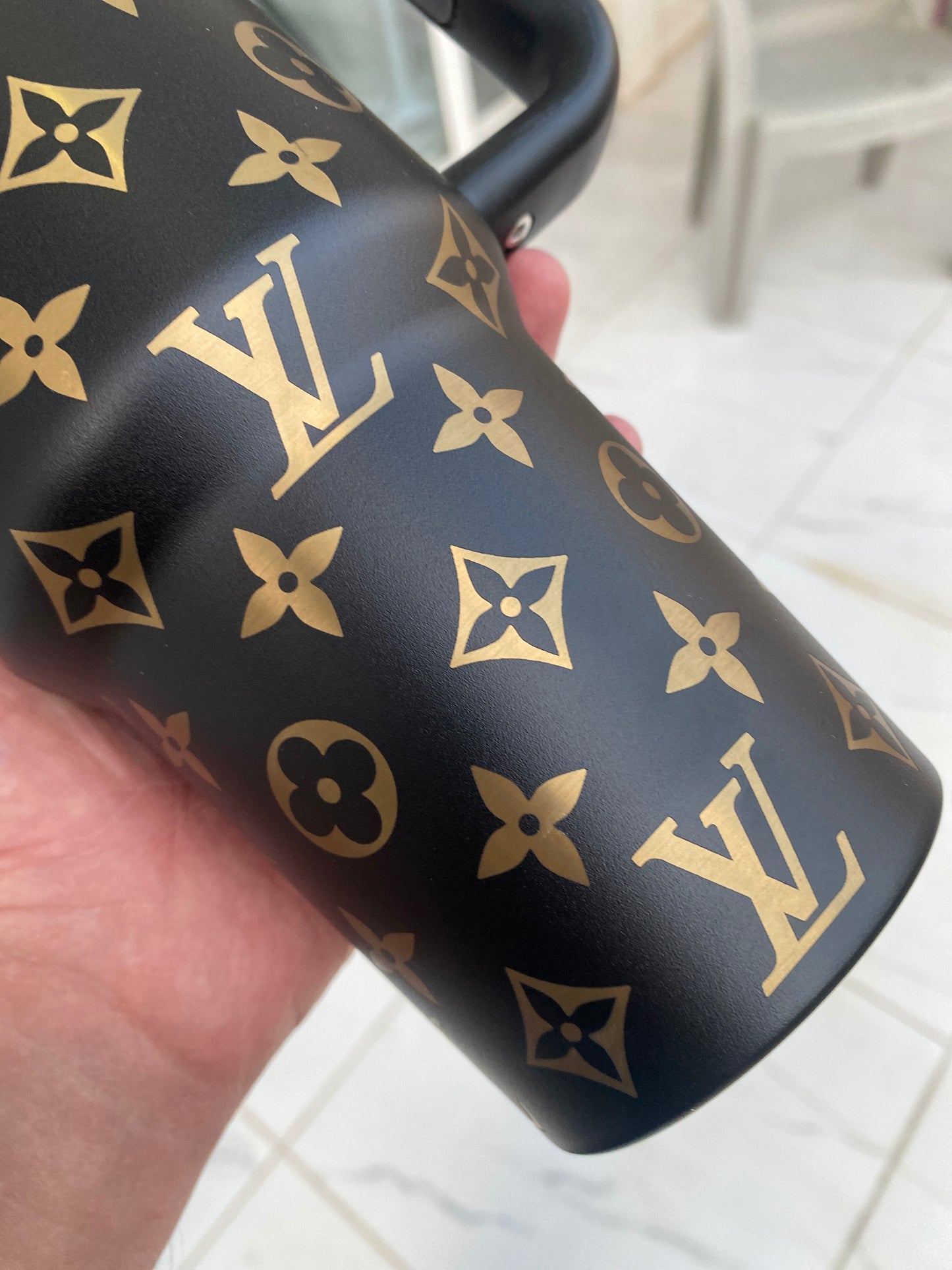 ستانلي اصدار خاص LV Black