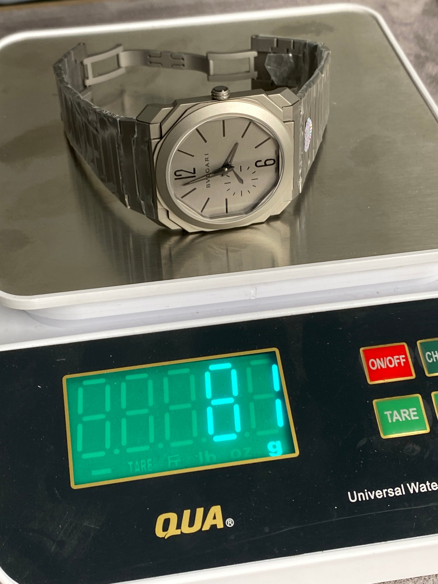 Bulgari Octo Finissimo - انحف ساعة بالعالم ماكينة سويسريو تيتانيون - القطعة الوحيدة بالعراق