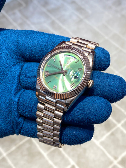 روليكس داي ديت فول روز جولد مينا زيتوني  - جراند ماستر ماكينة اوتوماتيك (قطعة واحدة)