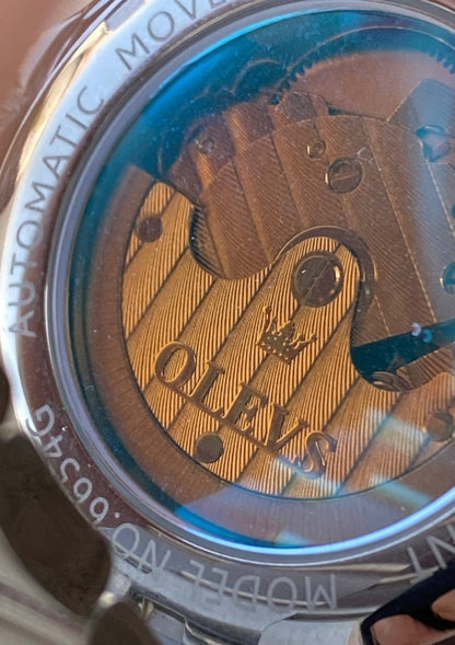 اوليفز داي وايت تاريخ وسنة وسناتر (اصلية )