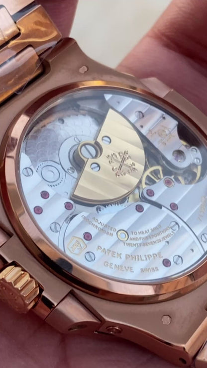 ساعة باتيك فيليب نوتلس ٥٧١٢ - الساعة الترا ماتش طبق الأصل