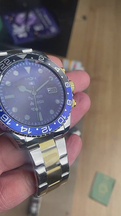 ساعه باتمان ذهبي الجيل الثالث + سماعات ماي بودز